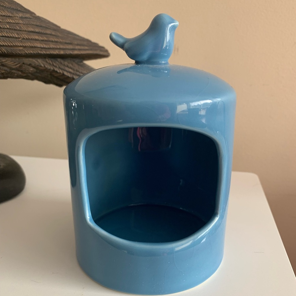 Avon Ceramic Salt Cellar